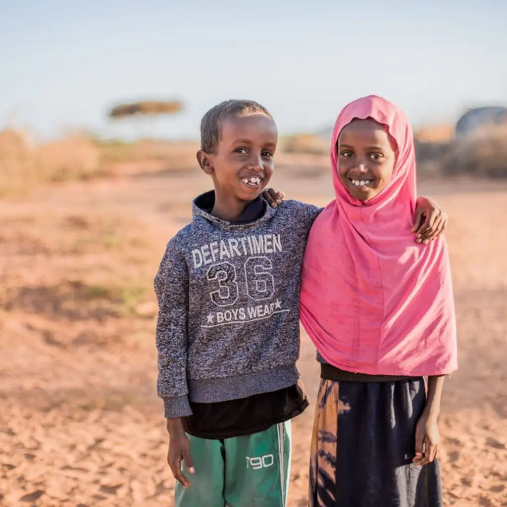 Pige og dreng på Afrikas Horn