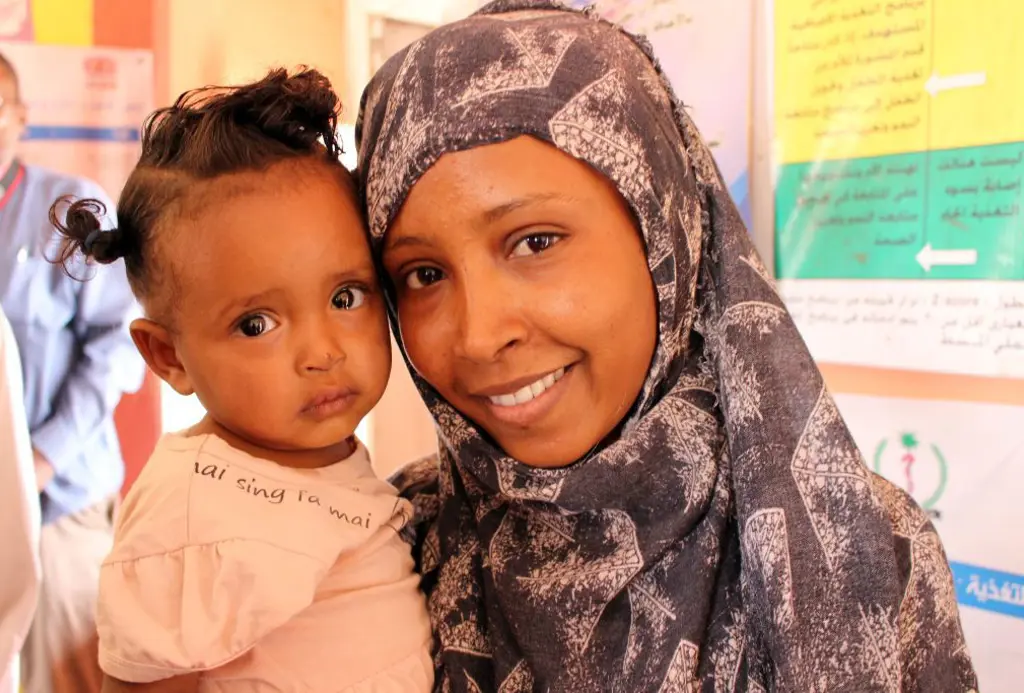 Mor og barn i Sudan