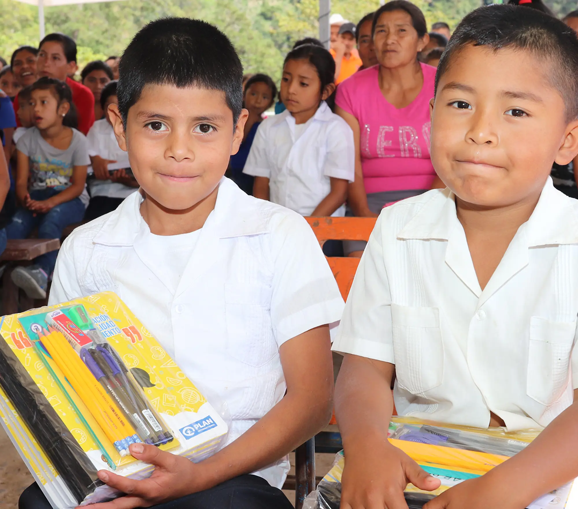 Skolebørn i Honduras - Planbørnefonden